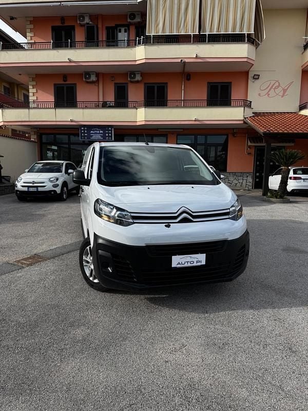 Usata Citroën Jumpy 144 CV (105 kW) 2022 Bianco Monovolume