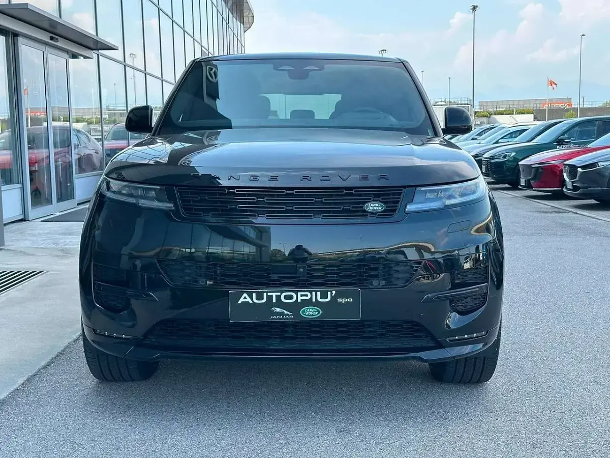 Nuova Land Rover Range Rover Sport HSE Dynamic 300 CV (220 kW) 2026 Santorini black SUV