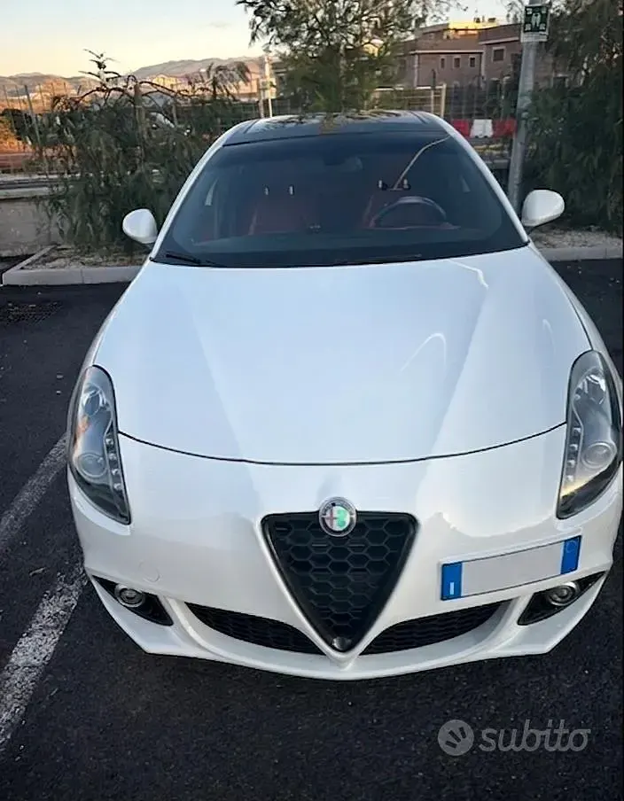 Usata Alfa Romeo Giulietta 82 CV (60 kW) 2015 Bianco Utilitaria