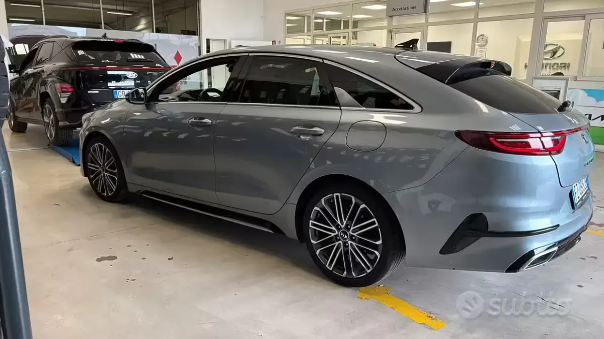 Usata Kia ProCeed GT-Line 136 CV (100 kW) 2019 Grigio Station wagon