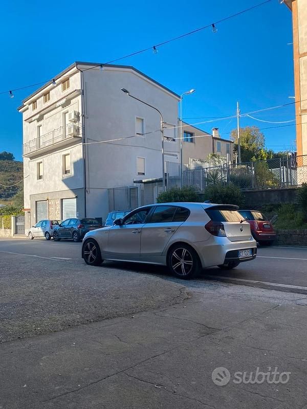 Usata BMW 118 143 CV (105 kW) 2006 Grigio Utilitaria