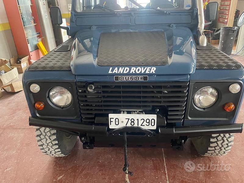 Usata Land Rover Defender 86 CV (63 kW) 1990 Blu SUV