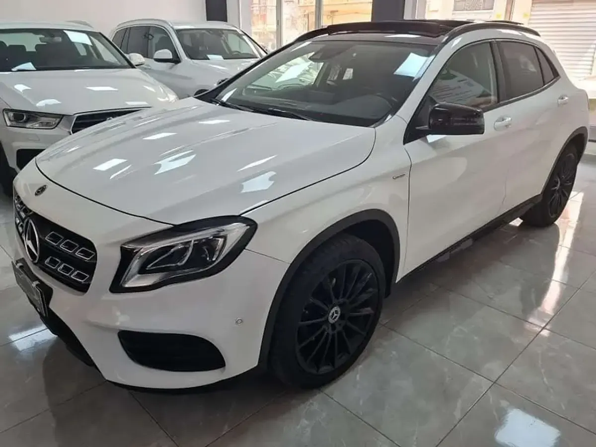 Usata Mercedes GLA200 Edition 136 CV (100 kW) 2019 Other SUV