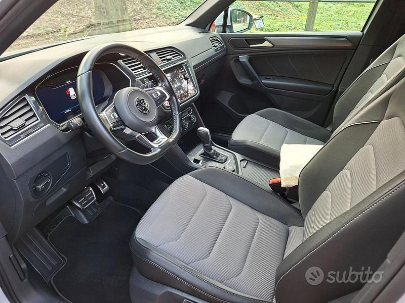 Usata VW Tiguan R-line 240 CV (176 kW) 2019 Bianco SUV