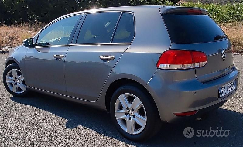Usata VW Golf VI Comfortline 122 CV (89 kW) 2009 Grigio Utilitaria