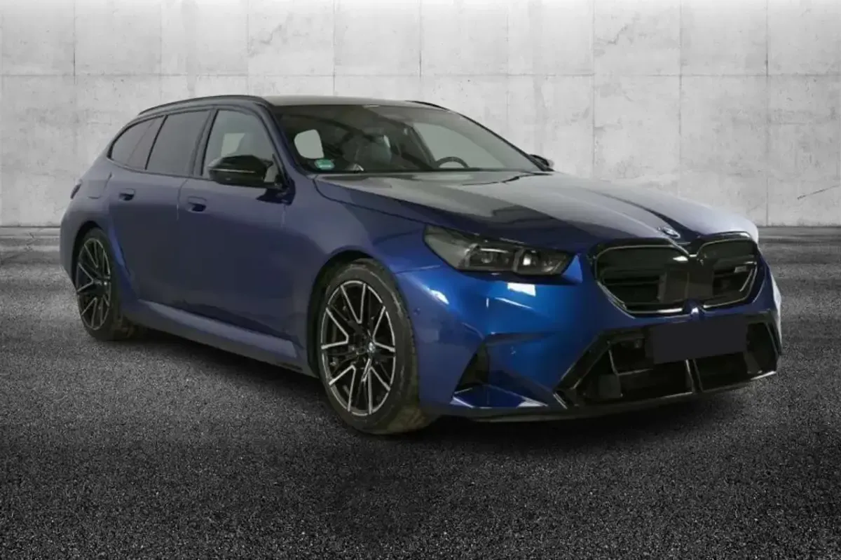Usata BMW M5 727 CV (534 kW) 2025 Blu/azzurro Station wagon
