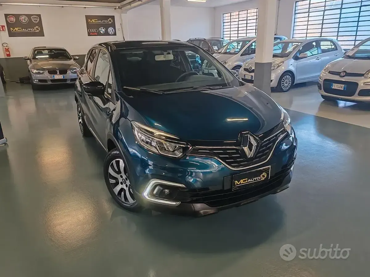 Usata Renault Captur 90 CV (66 kW) 2019 Blu SUV