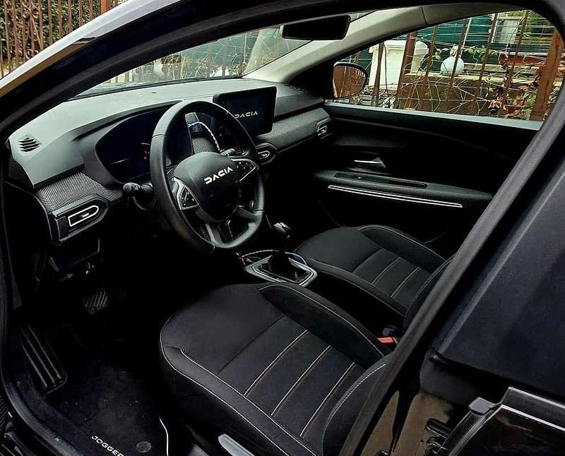Usata Dacia Jogger 94 CV (69 kW) 2023 Nero Monovolume