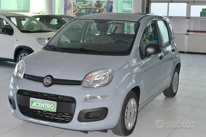 Usata Fiat Panda 70 CV (51 kW) 2022 Grigio Utilitaria