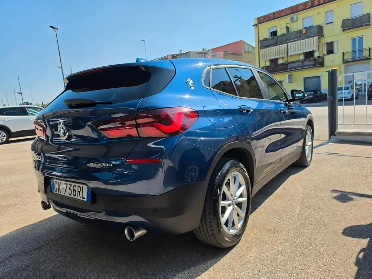 Usata BMW X2 150 CV (110 kW) 2022 Bluazzurro SUV