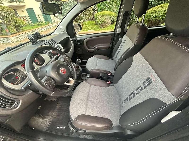 Usata Fiat Panda Cross Cross 69 CV (50 kW) 2019 Grigio Utilitaria