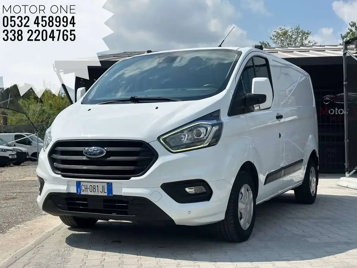 Usata Ford Transit Custom 131 CV (96 kW) 2021 Bianco Furgone