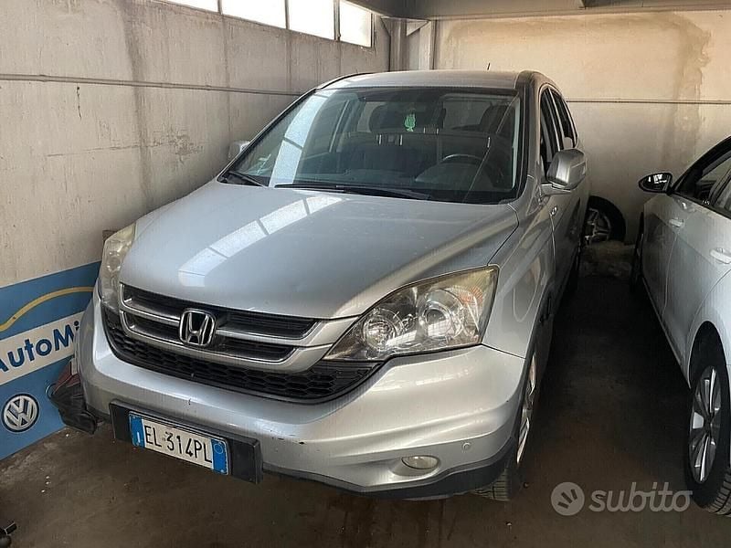 Grigio metallizzato Usata 2012 Honda CR-V Exclusive SUV | 9990 € (Molto cara) - Immagine 1/4