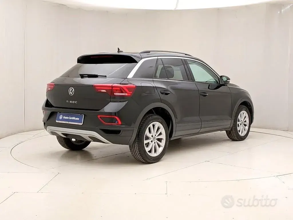Usata VW T-Roc Edition 116 CV (85 kW) 2025 Nero SUV