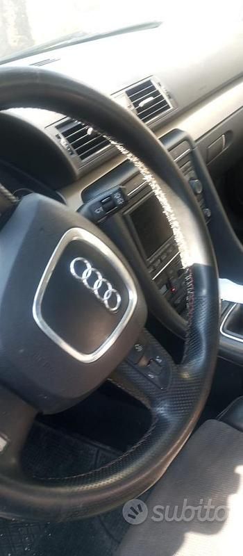 Usata Audi A4 140 CV (102 kW) 2006 Berlina