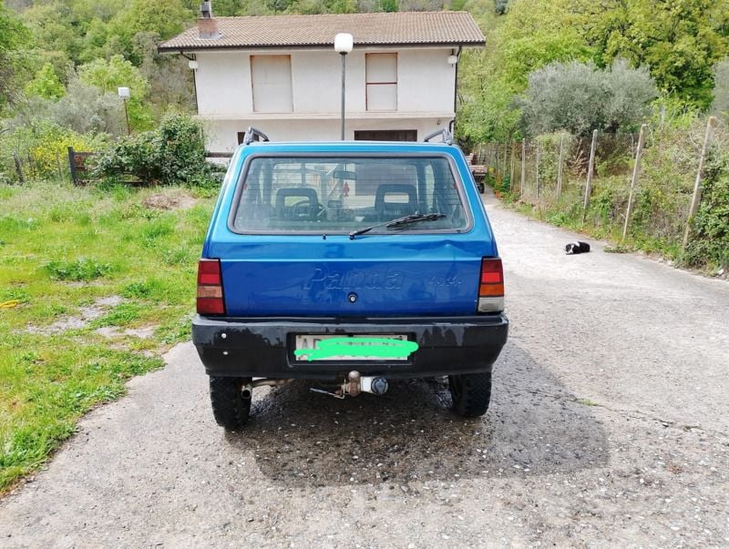 Usata Fiat Panda 4x4 Club 54 CV (39 kW) 1996 Blu Utilitaria