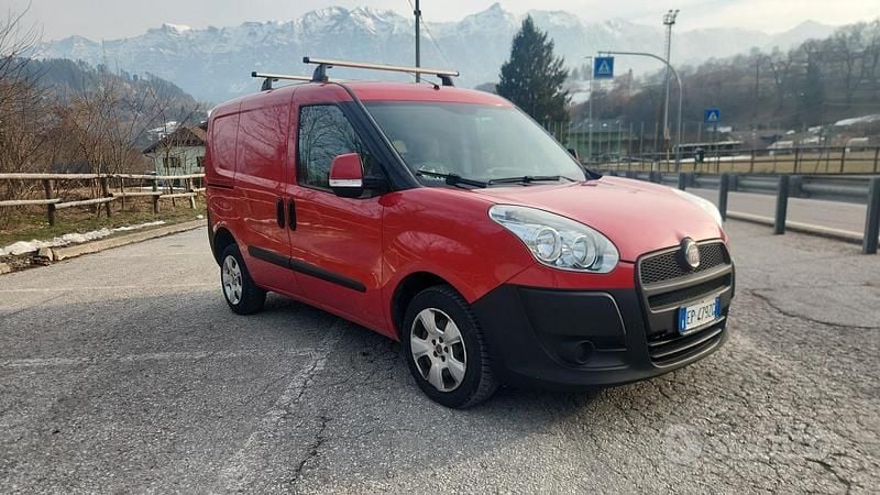 Usata Fiat Doblò 105 CV (77 kW) 2013 Monovolume