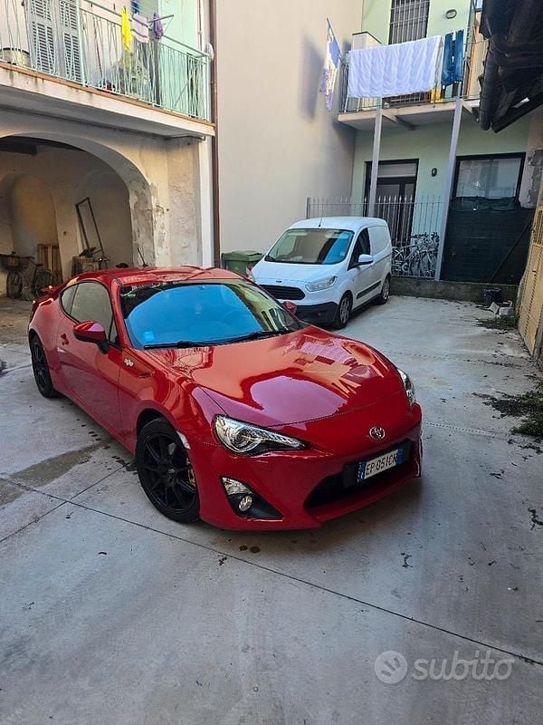 Usata Toyota GT86 GT 2013 Rosso