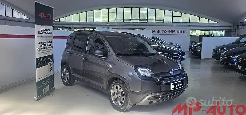 Usata Fiat Panda Cross Cross 70 CV (51 kW) 2022 Grigio Utilitaria