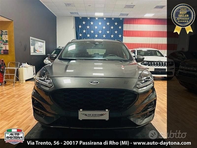 Grigio Usata 2022 Ford Kuga ST SUV | 24.800 € (Buon prezzo) - Immagine 1/4