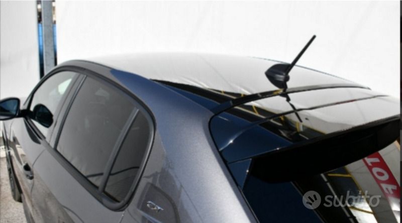 Usata Peugeot 208 GT 102 CV (75 kW) 2022 Grigio Utilitaria