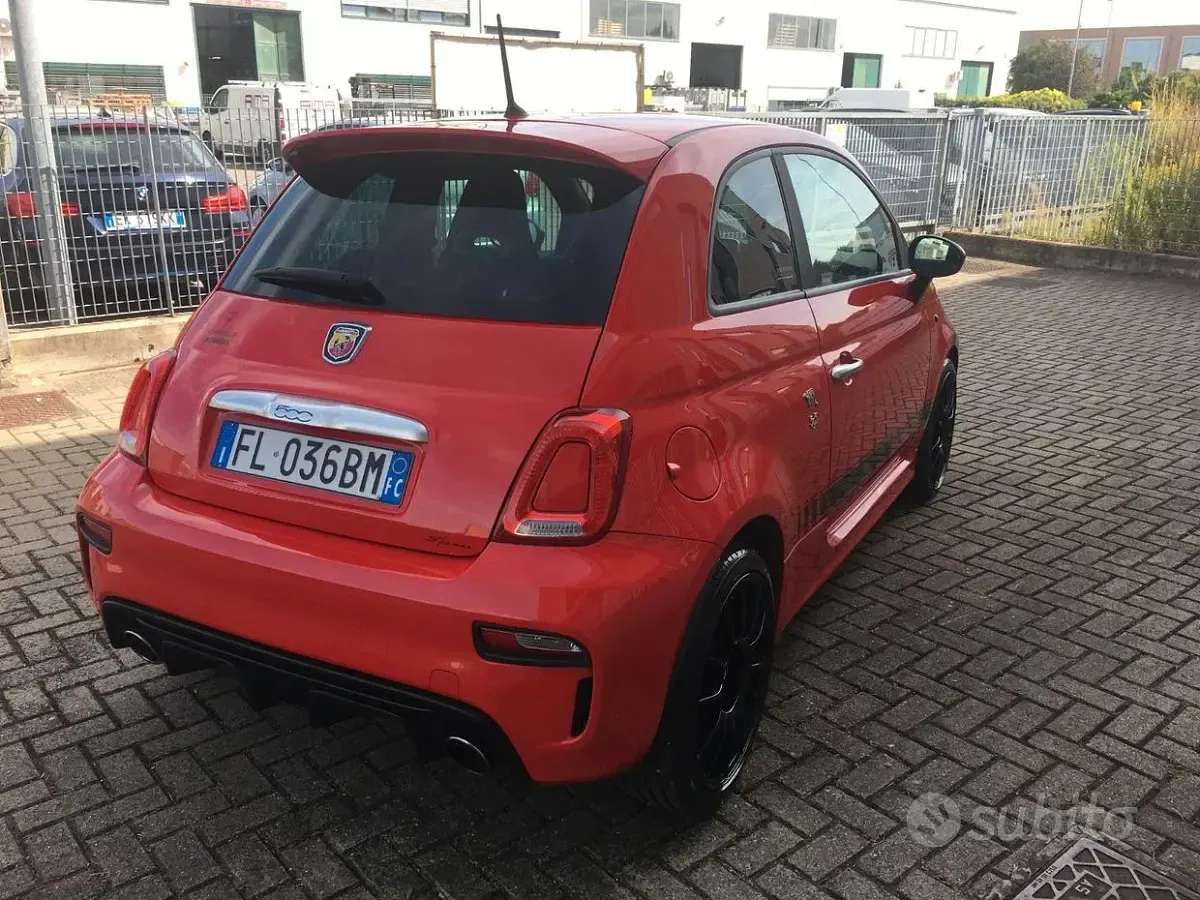 Usata Abarth 595 145 CV (106 kW) 2017 Rosso Berlina