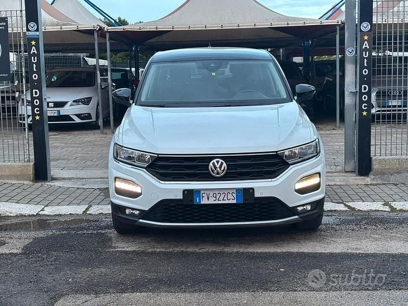 Usata VW T-Roc Style 116 CV (85 kW) 2019 Bianco SUV