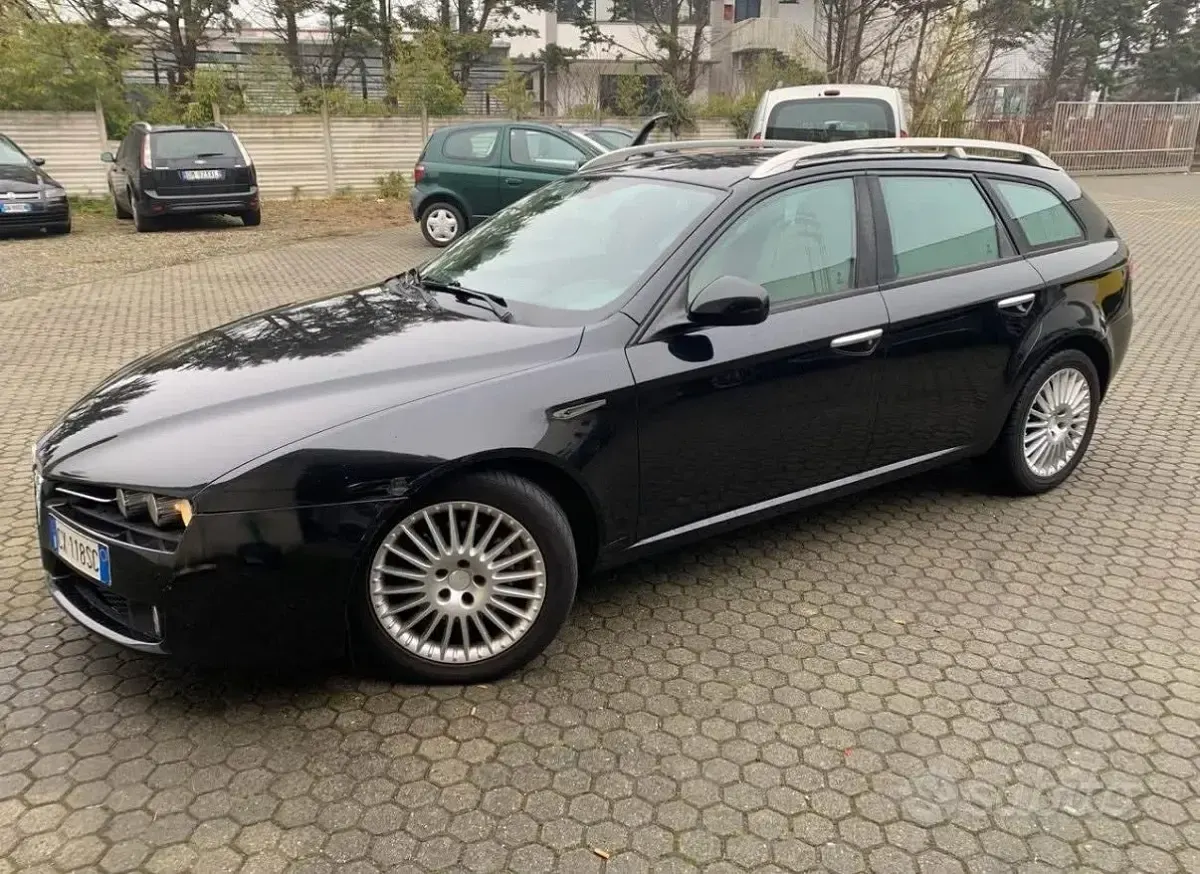 Usata Alfa Romeo 159 Progression 150 CV (110 kW) 2006 Nero Station wagon