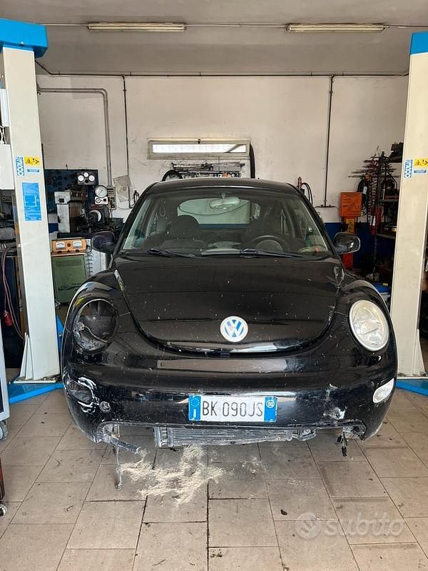 Usata 2000 VW Beetle Due volumi | 1000 € - Immagine 1/4