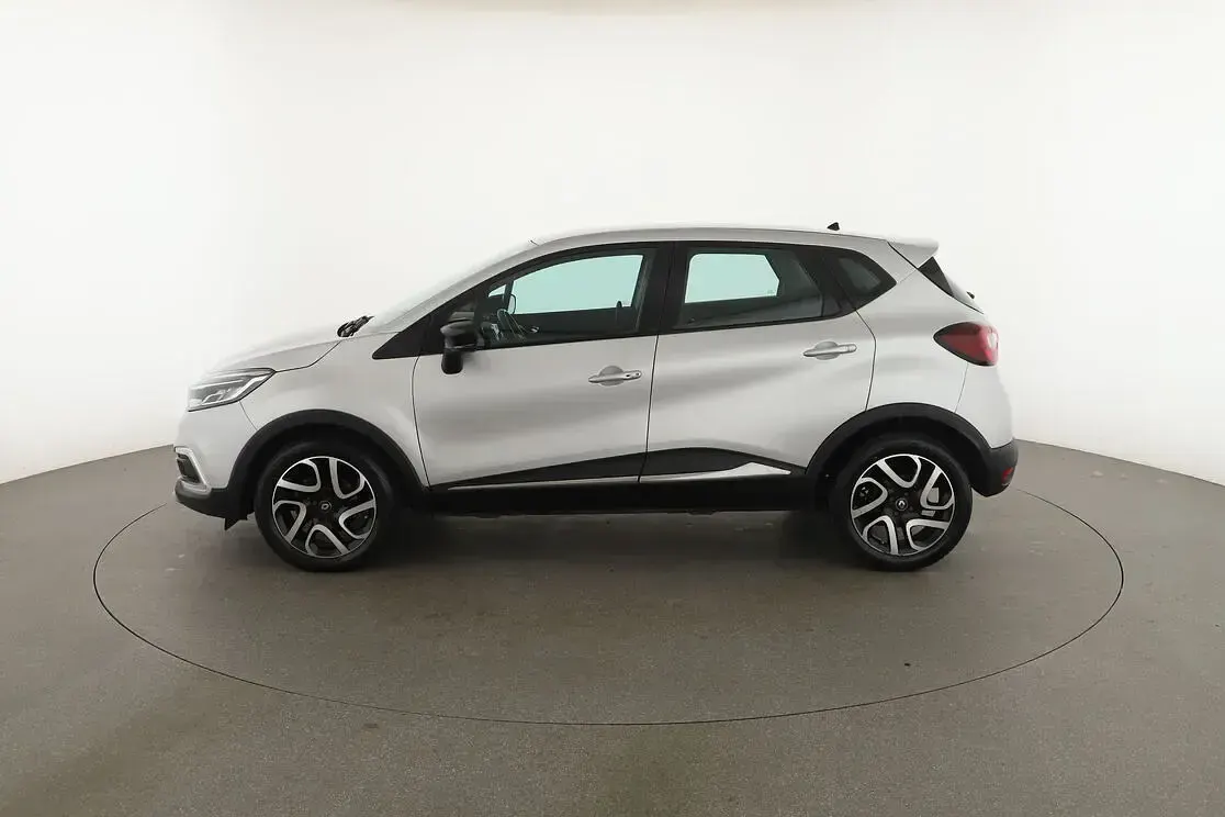 Usado Renault Captur Intens 110 CV (80 kW) 2017 Plateado SUV