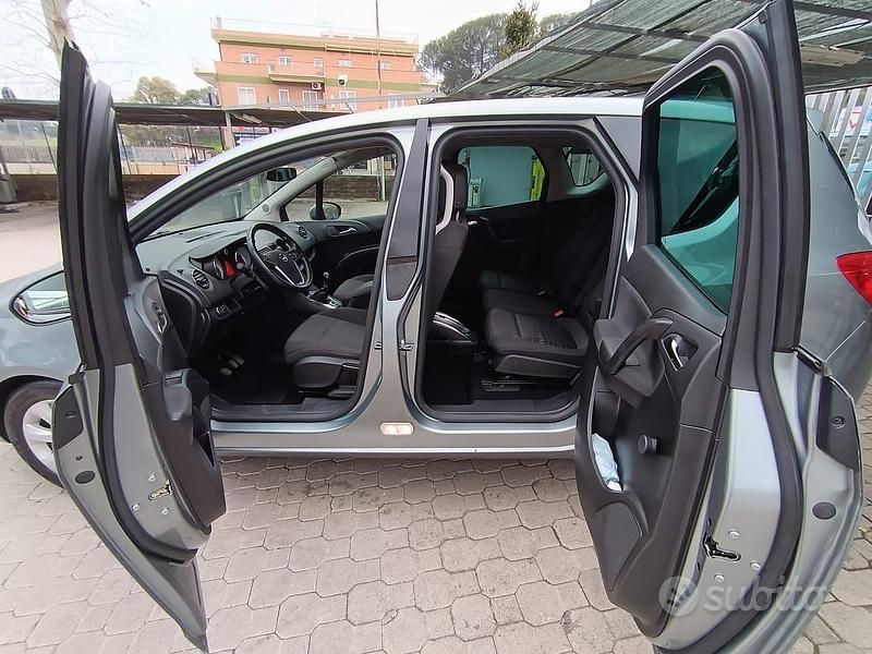 Usata Opel Meriva Cosmo 95 CV (69 kW) 2012 Grigio Monovolume