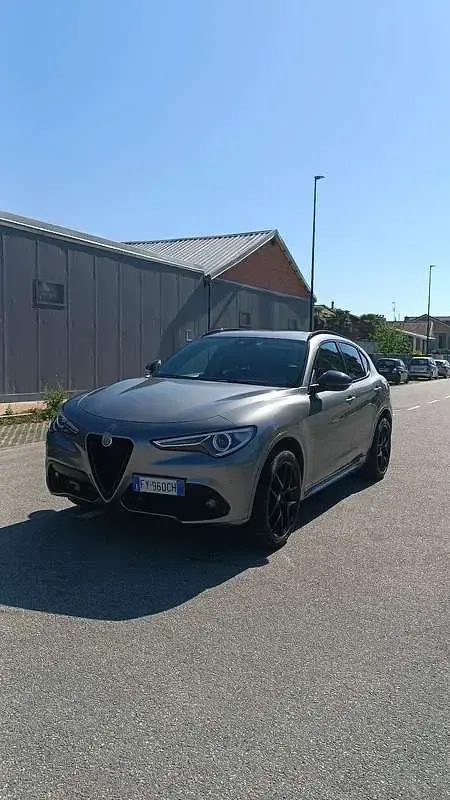 Usata Alfa Romeo Stelvio Tech Edition 190 CV (139 kW) 2019 SUV