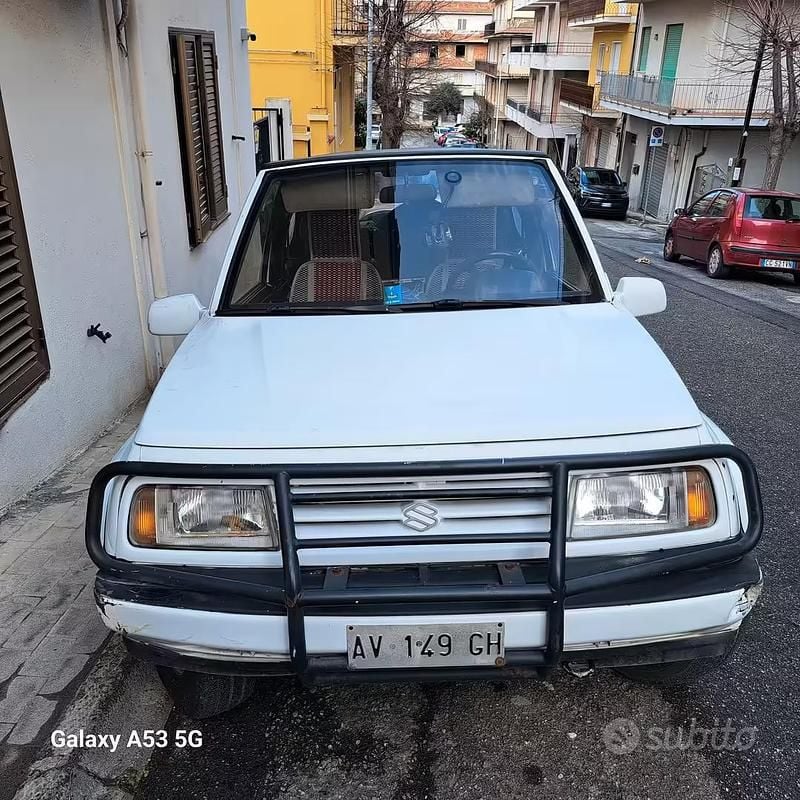 Usata Suzuki Vitara 1996 Bianco Cabrio