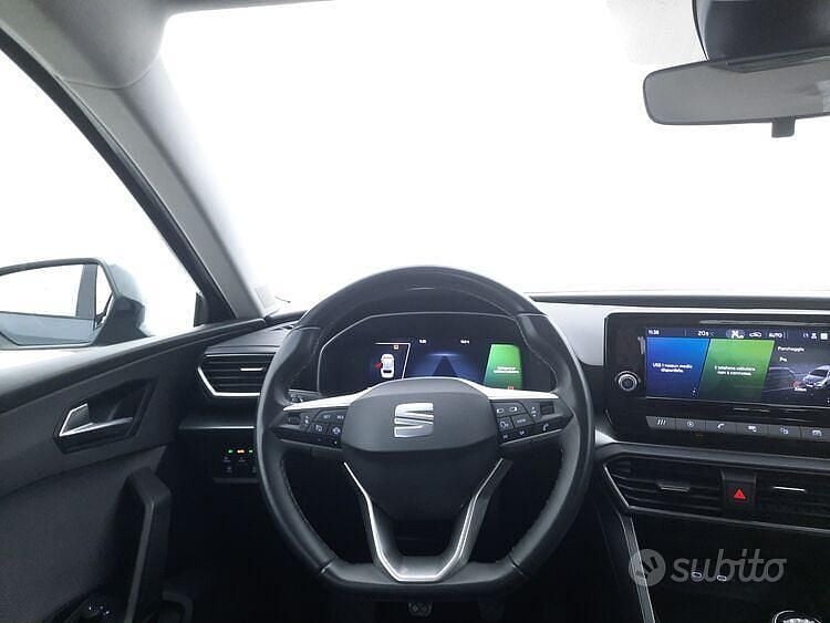 Usata Seat Leon ST Style 116 CV (85 kW) 2023 Grigio Station wagon