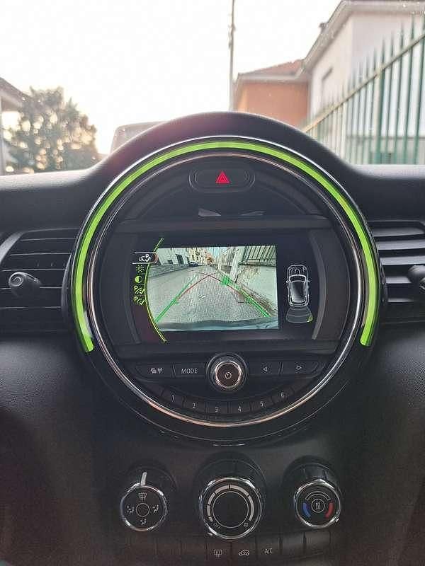 Usata Mini ONE Hype 102 CV (75 kW) 2016 Utilitaria