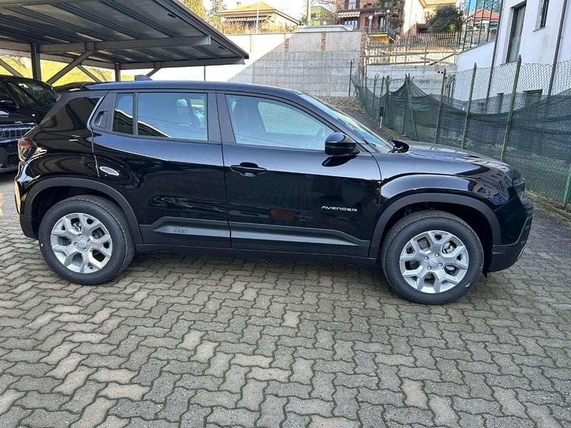 Nuova Jeep Avenger Altitude 101 CV (74 kW) 2025 Nero SUV