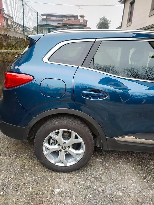 Usata Renault Kadjar 140 CV (102 kW) 2019 Blu SUV