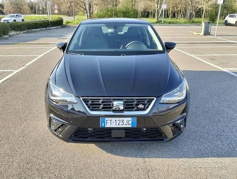 Usata Seat Ibiza FR 116 CV (85 kW) 2019 Nero Utilitaria