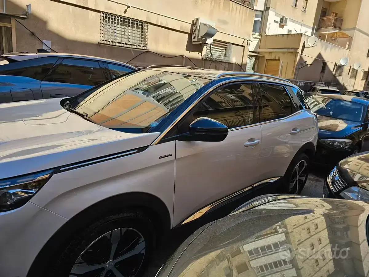 Usata Peugeot 3008 GT-line 120 CV (88 kW) 2018 Bianco SUV