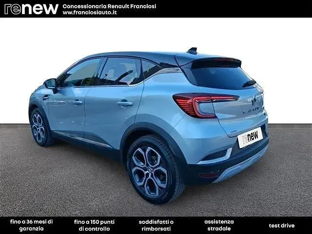 Usata Renault Captur Techno 143 CV (105 kW) 2023 Grigio SUV