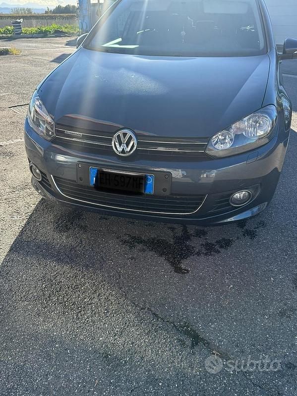 Usata VW Golf VI Comfortline 105 CV (77 kW) 2011 Blu Utilitaria