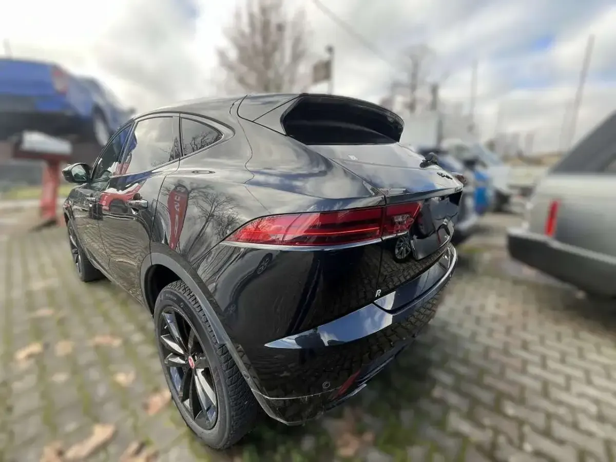 Usata Jaguar E-Pace R-Dynamic 163 CV (119 kW) 2021 Nero SUV