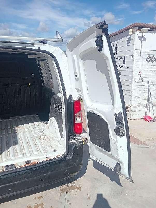 Usata Peugeot TePee Access 101 CV (74 kW) 2020 Bianco Furgone