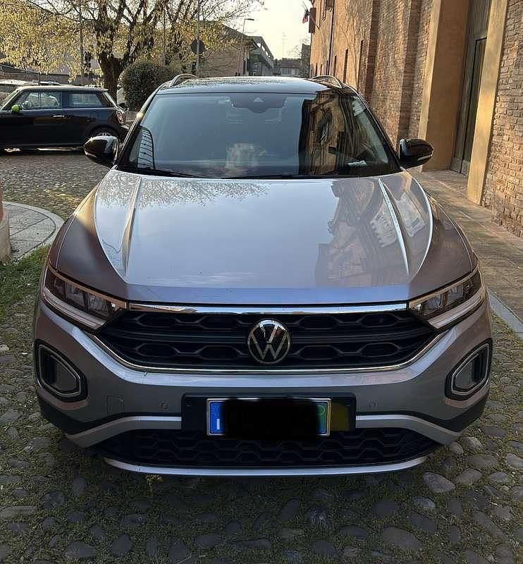 Usata VW T-Roc Sport 110 CV (80 kW) 2023 Argento SUV