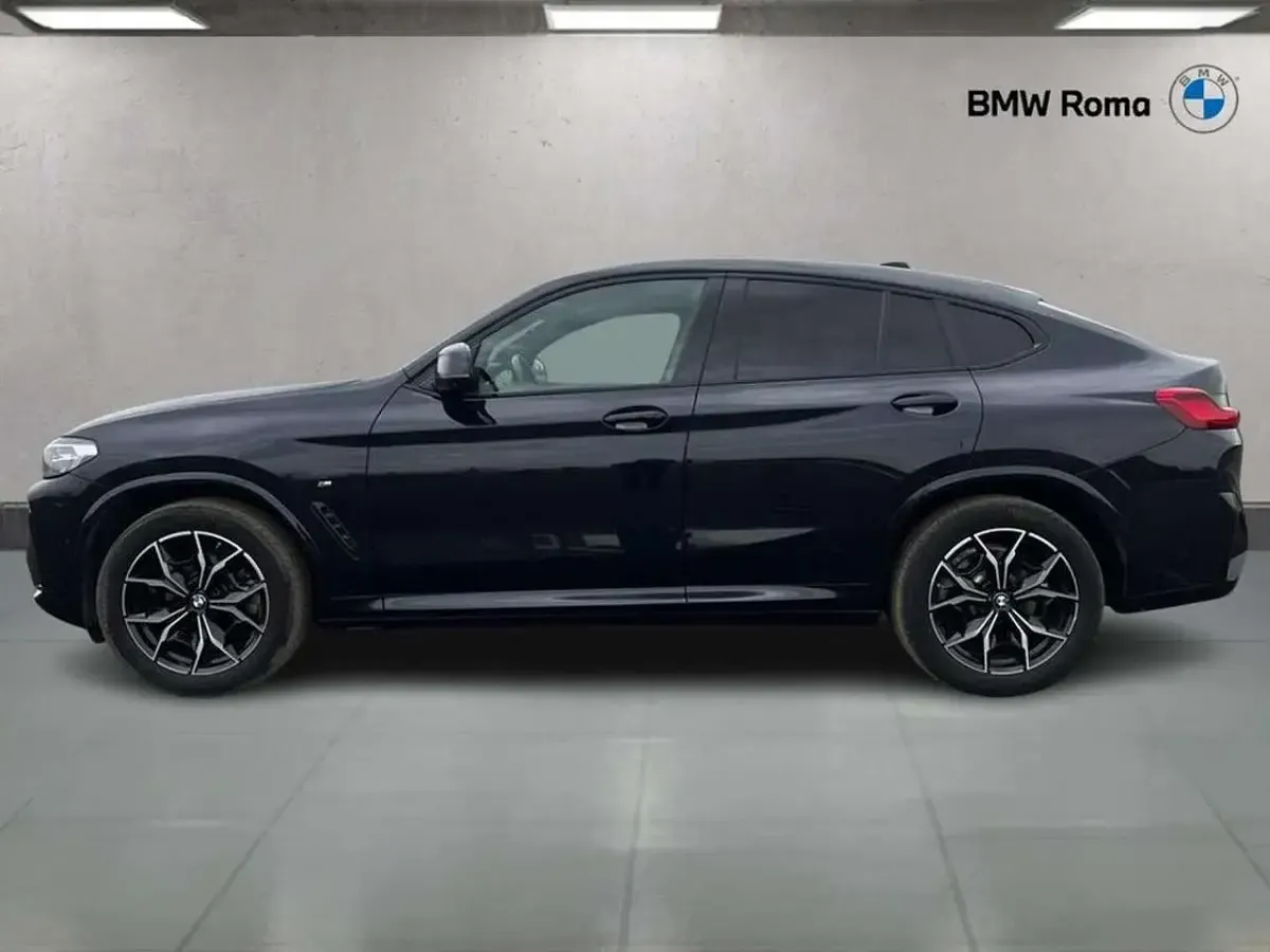 Usata BMW X4 M Sport 190 CV (139 kW) 2022 Carbon black metallic SUV