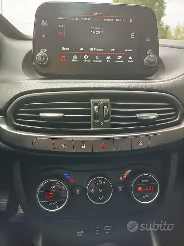 Usata Fiat Tipo S 120 CV (88 kW) 2018 Grigio Berlina