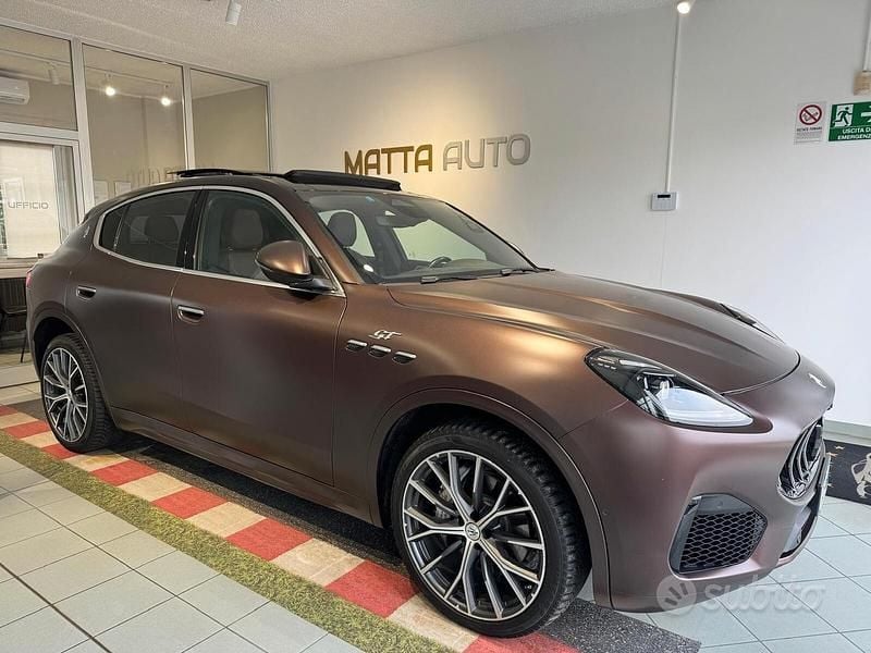 Usata Maserati Grecale GT 300 CV (220 kW) 2022 Bronzo opaco metallizzato SUV