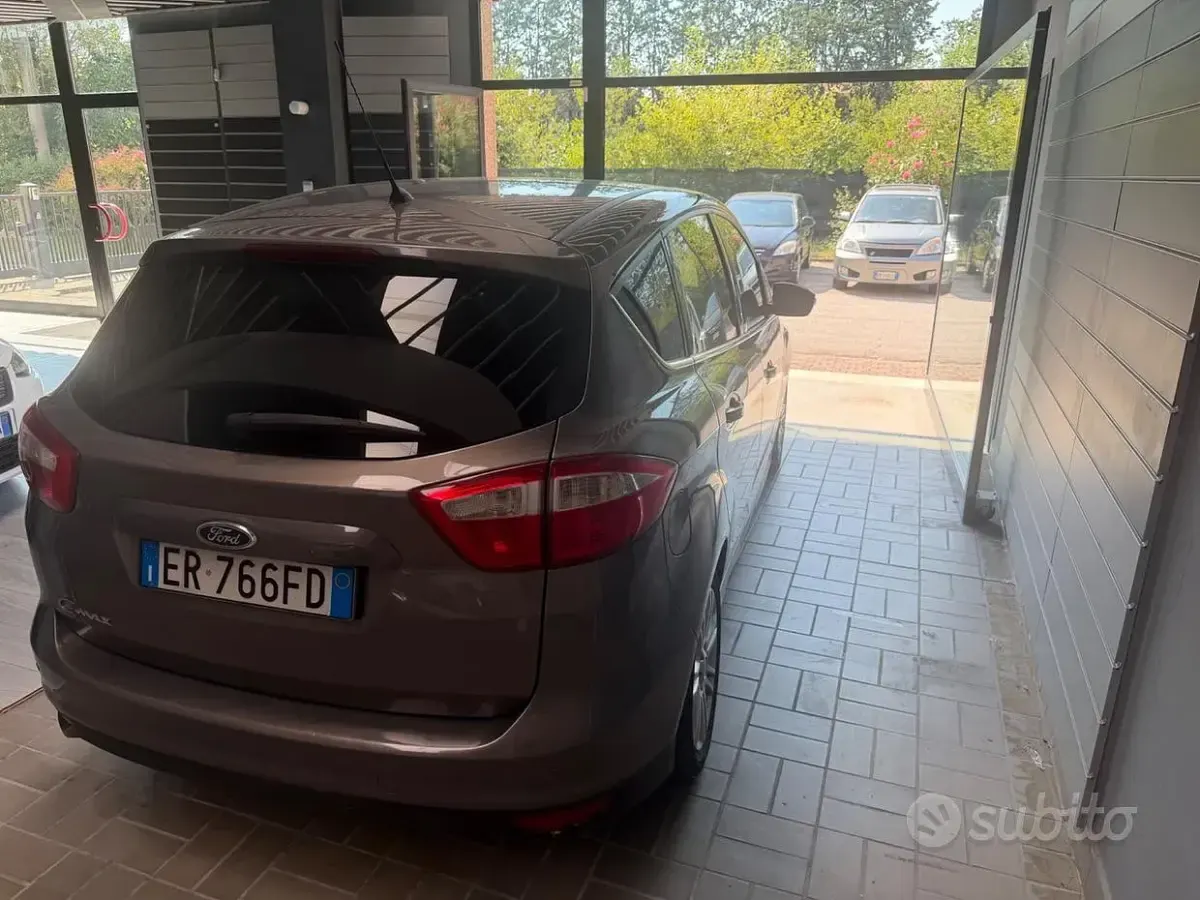 Usata Ford C-MAX Titanium 120 CV (88 kW) 2013 Grigio Monovolume