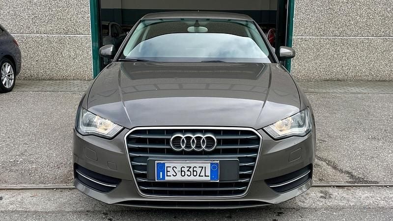 Usata Audi A3 Ambition 110 CV (80 kW) 2014 Grigio Berlina
