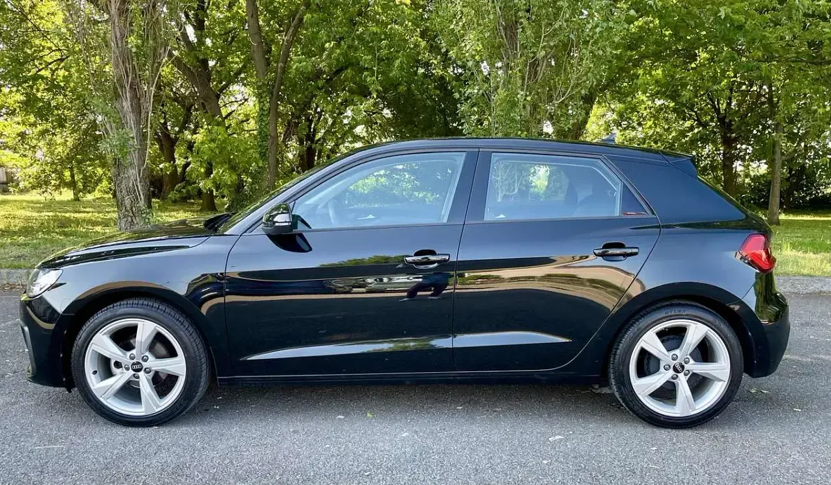 Usata Audi A1 Sportback Admired 95 CV (69 kW) 2022 Nero mythos met. Utilitaria